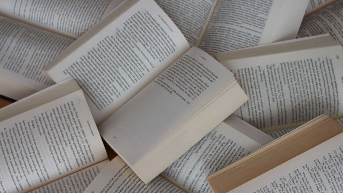 Come fare decluttering tra i libri: missione (non) impossibile